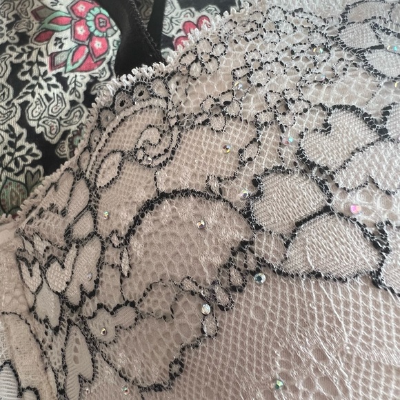 Victoria Secret Angel Bra 34D - Picture 15 of 15